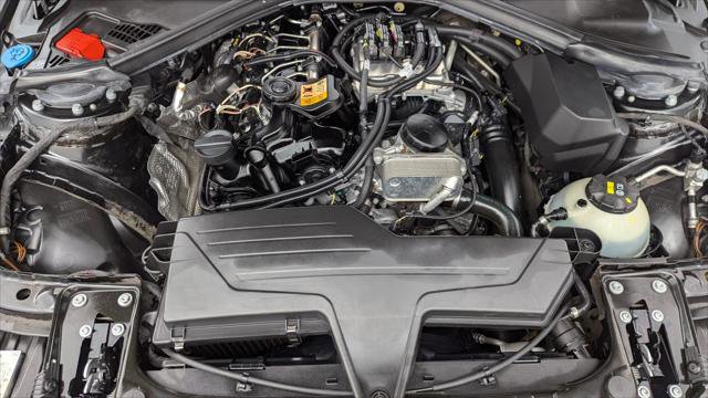 Used 2018 BMW 320i Sedan image 31