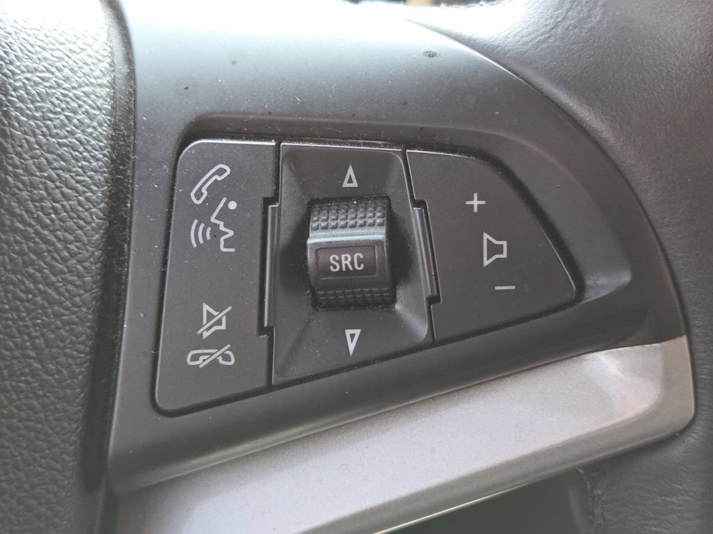 Used 2018 Chevrolet Trax Premier FWD image 12