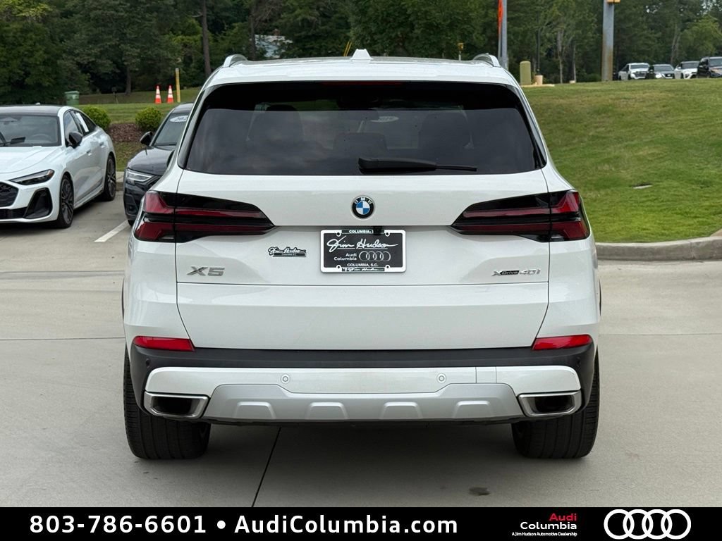 Used 2024 BMW X5 xDrive40i w/ Premium Package AWD/4WD image 12