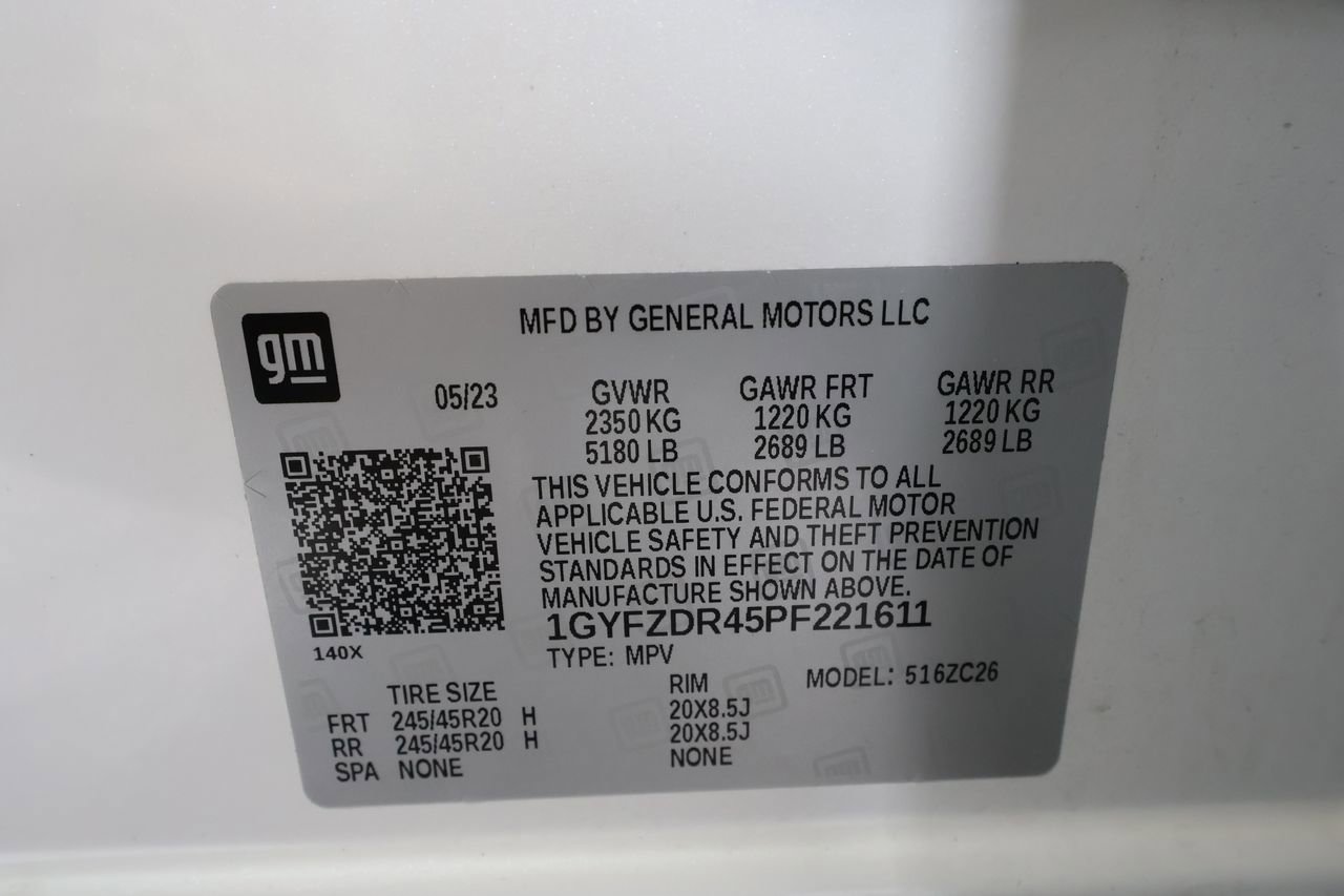 Certified 2023 Cadillac XT4 Premium Luxury w/ Cold Weather Package AWD/4WD image 32