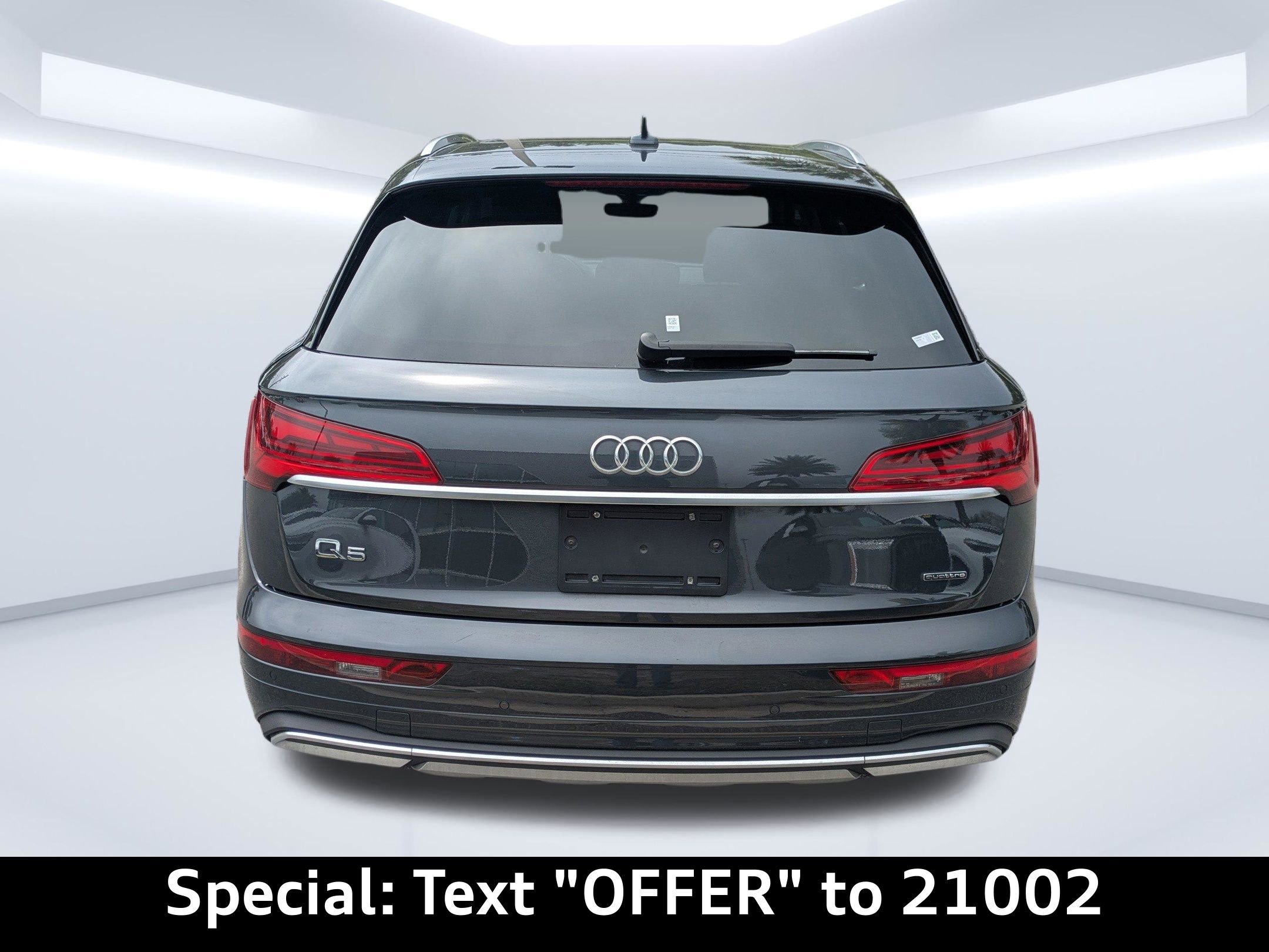 Certified 2023 Audi Q5 Premium w/ Convenience Package AWD/4WD image 3