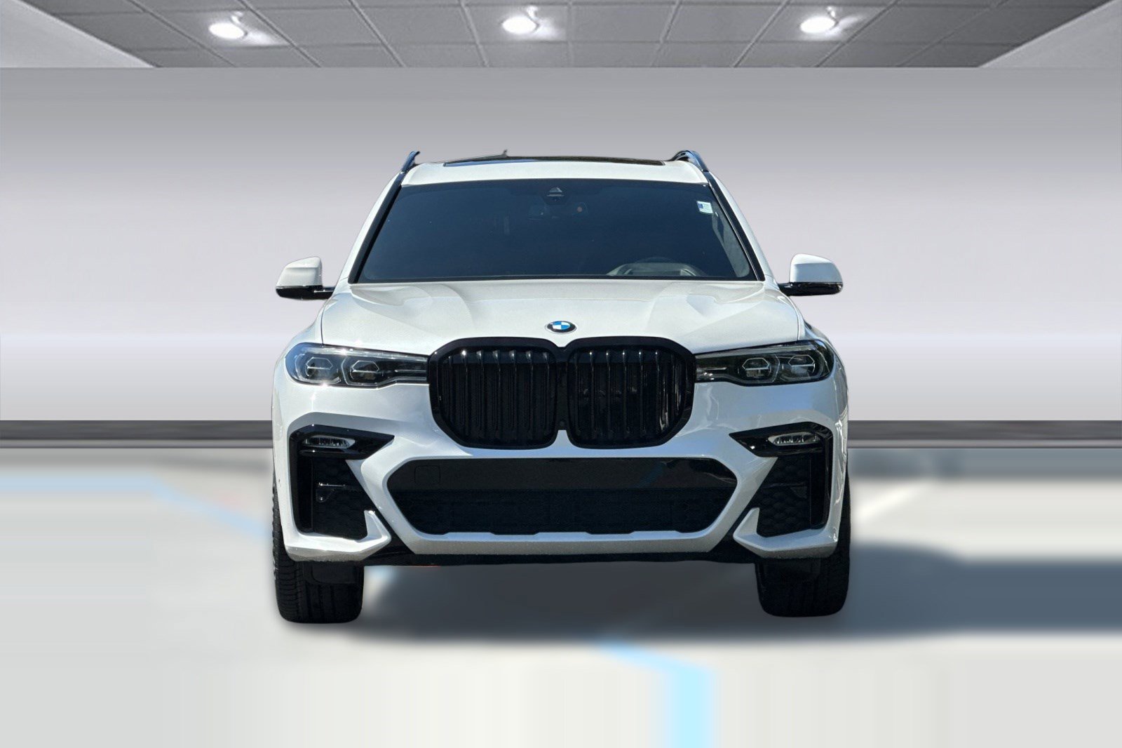 Used 2022 BMW X7 xDrive40i w/ M Sport Package AWD/4WD image 5