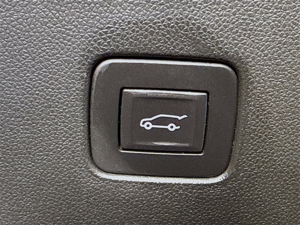 Used 2024 Buick Envista Sport Touring w/ Convenience I Package image 29