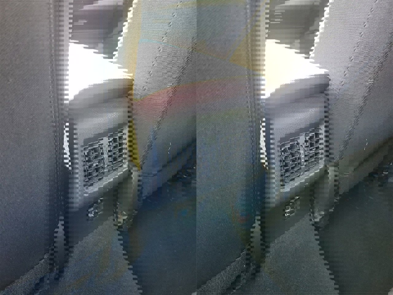 Used 2025 Toyota Camry LE image 12