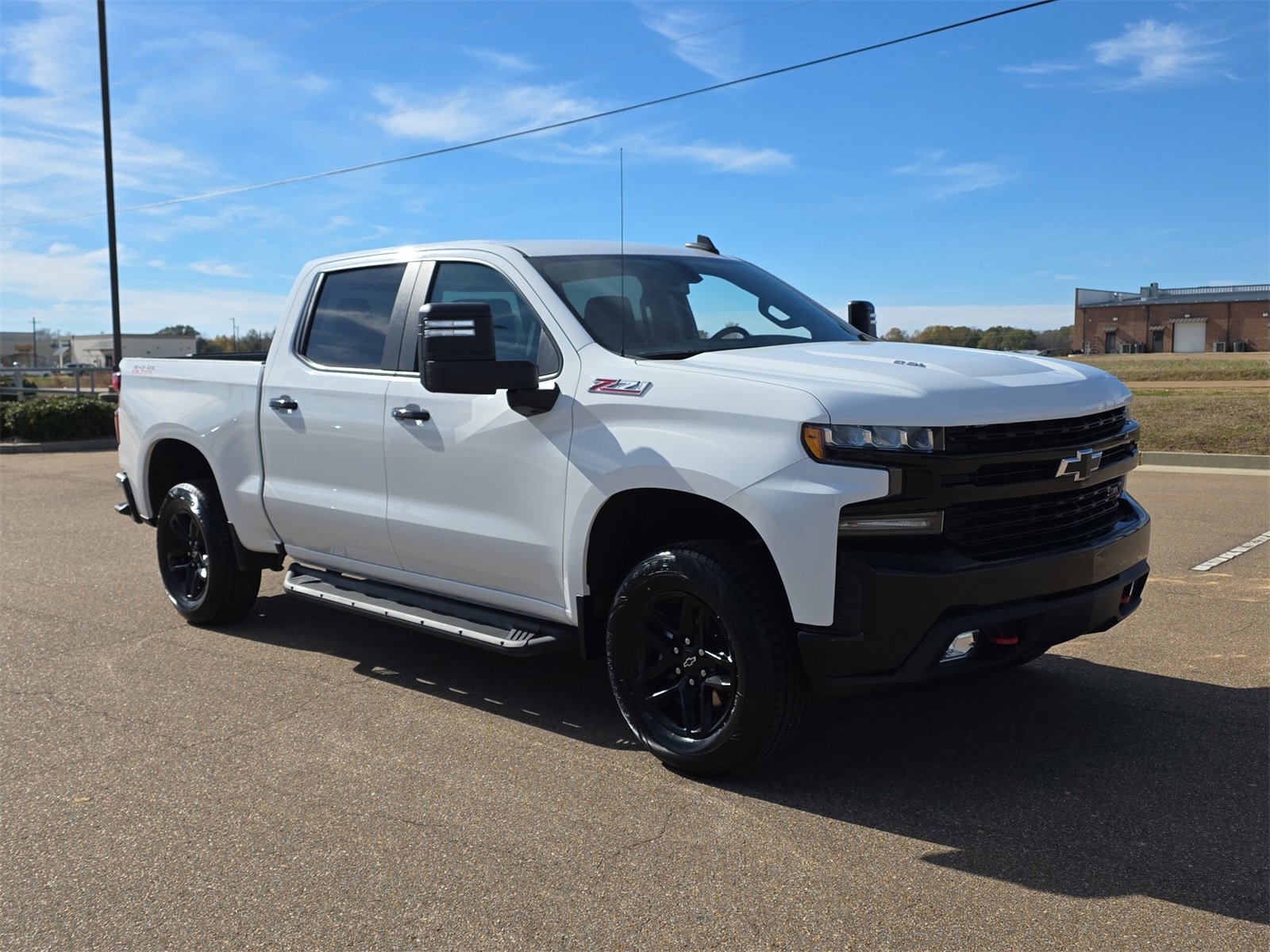 Certified 2020 Chevrolet Silverado 1500 LT Trail Boss image 2