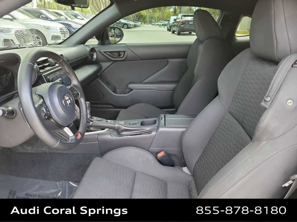 Used 2022 Toyota GR86 image 19