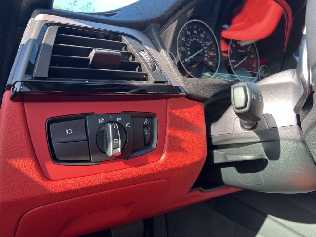 Used 2017 BMW 430i Convertible image 13