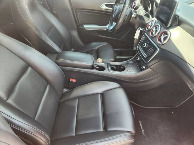 Used 2019 Mercedes-Benz CLA 250 4MATIC image 13