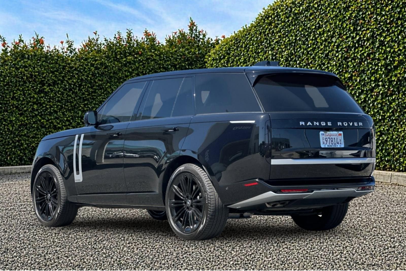 Used 2024 Land Rover Range Rover Autobiography AWD/4WD image 6
