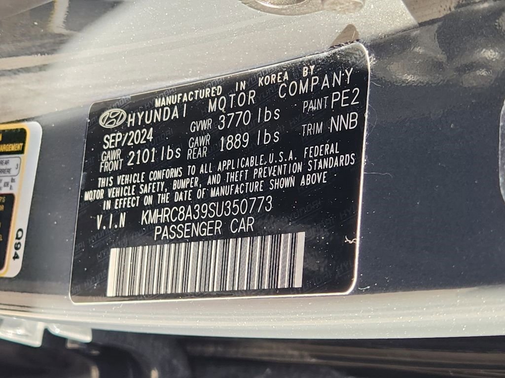 Used 2025 Hyundai Venue SEL FWD image 33