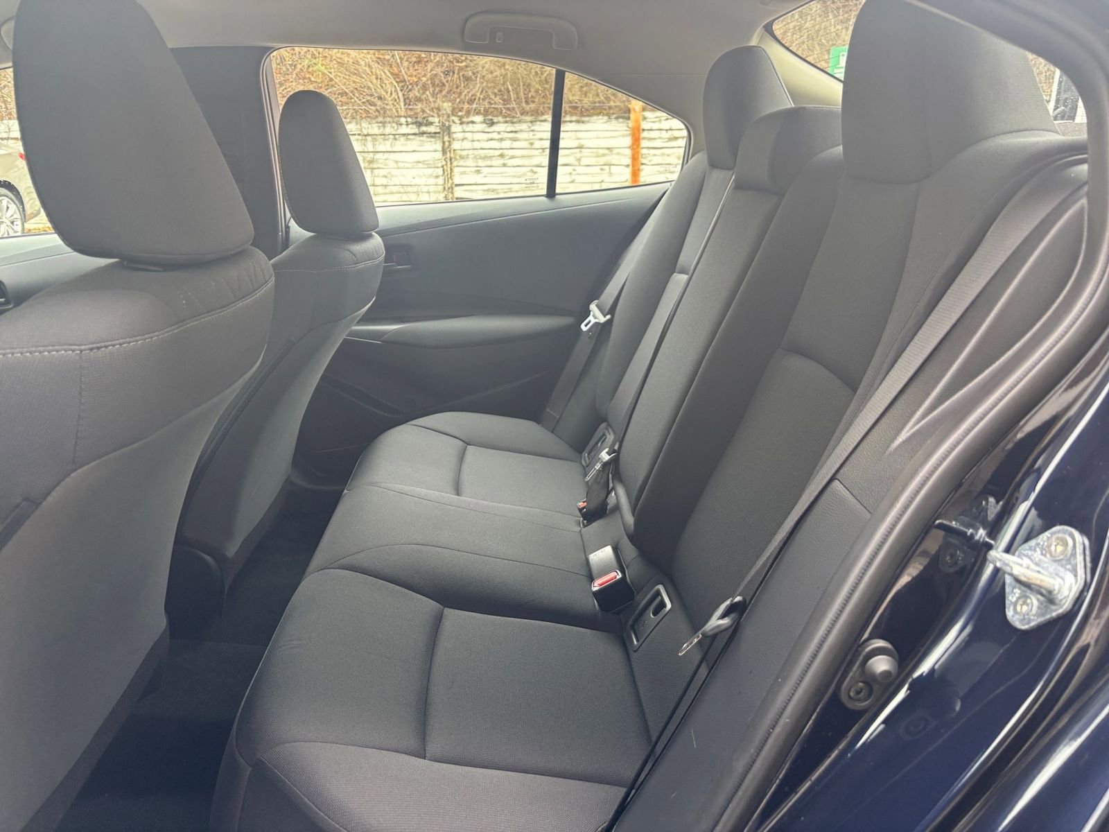 Used 2025 Toyota Corolla LE image 24