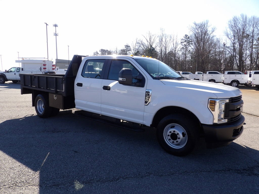 Used 2018 Ford F350 XL w/ Power Equipment Group RWD image 10