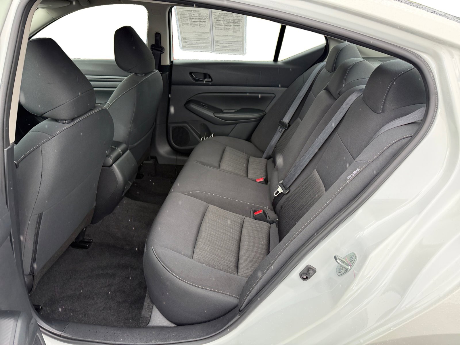 Used 2025 Nissan Altima 2.5 SV FWD image 16