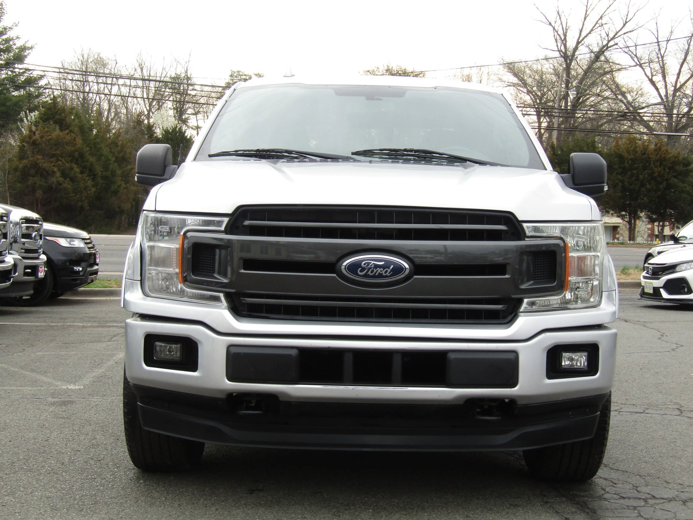 Used 2018 Ford F150 XLT w/ Equipment Group 302A Luxury image 2