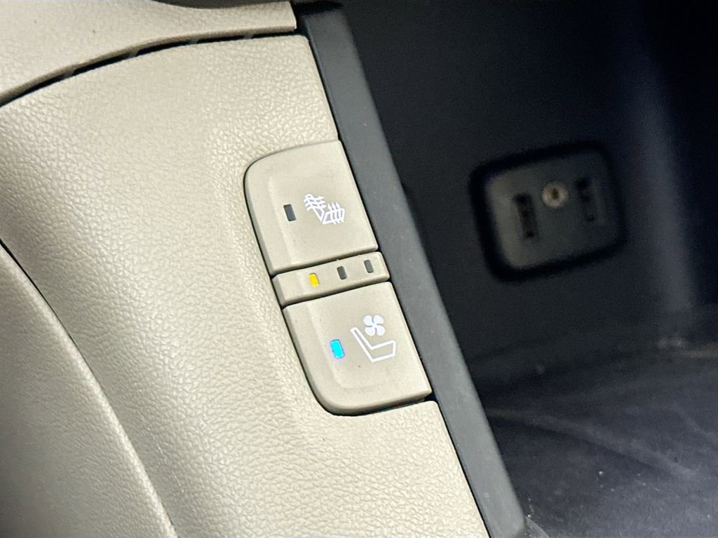 Used 2018 GMC Acadia Denali w/ Technology Package image 20