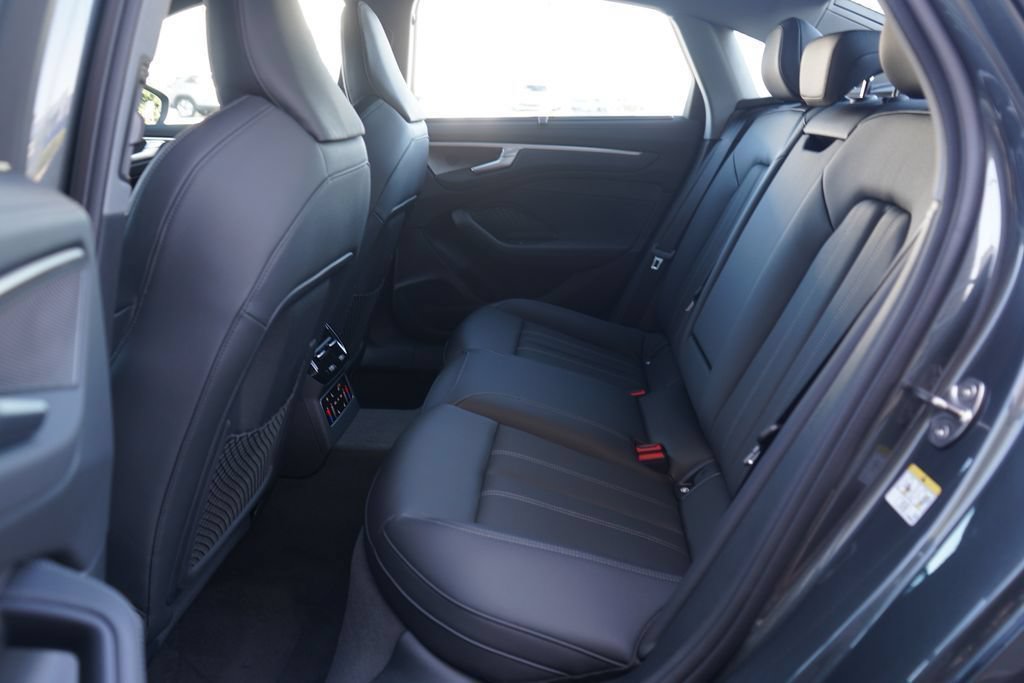 New 2026 Audi A6 Premium Plus AWD/4WD image 7