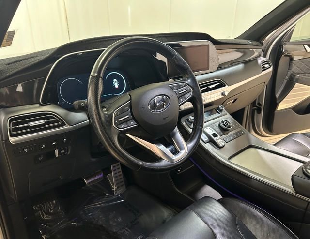 Used 2021 Hyundai Palisade Calligraphy w/ Winter Package image 9