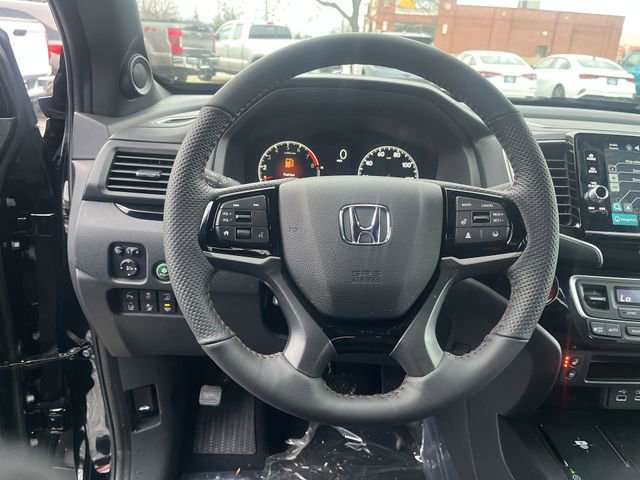 New 2026 Honda Ridgeline Black Edition image 13