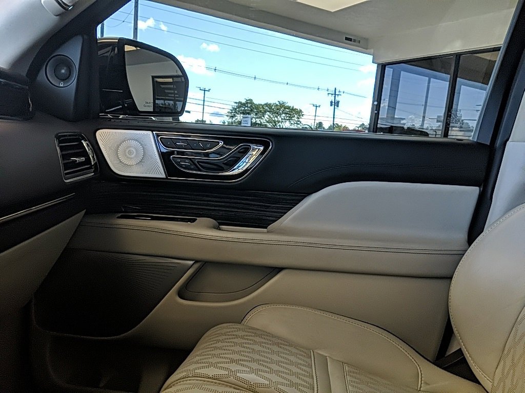 Used 2019 Lincoln Navigator L Black Label w/ Cargo Package image 22