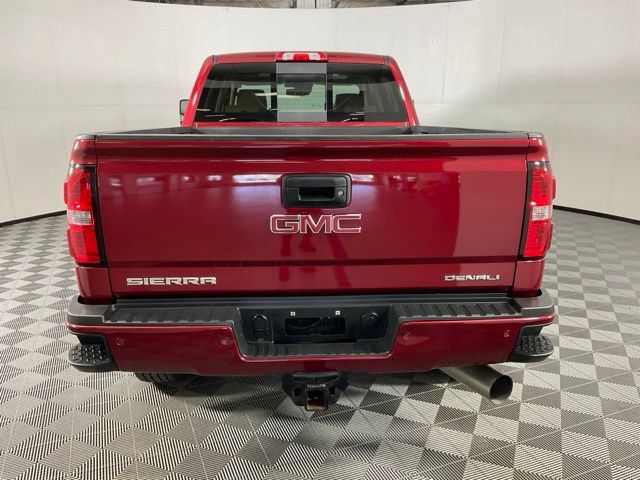 Used 2019 GMC Sierra 2500 Denali w/ Duramax Plus Package AWD/4WD image 5