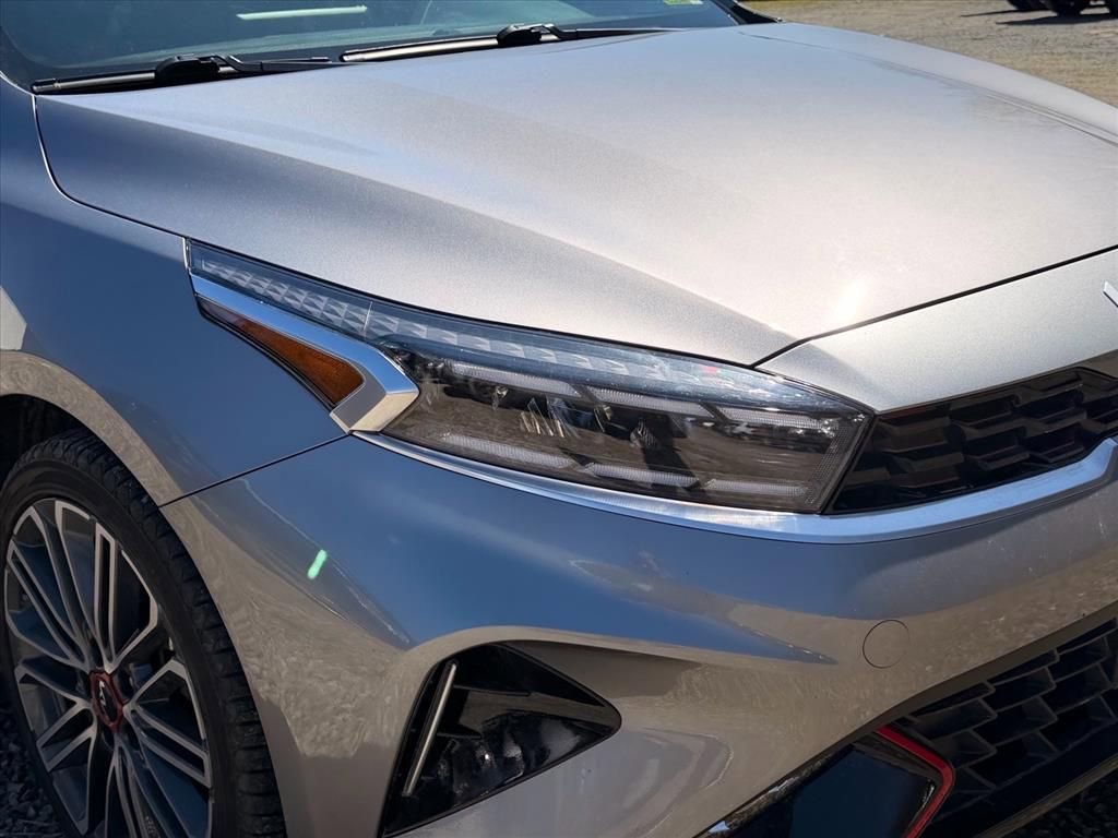 Used 2023 Kia Forte GT w/ GT2 Package image 11