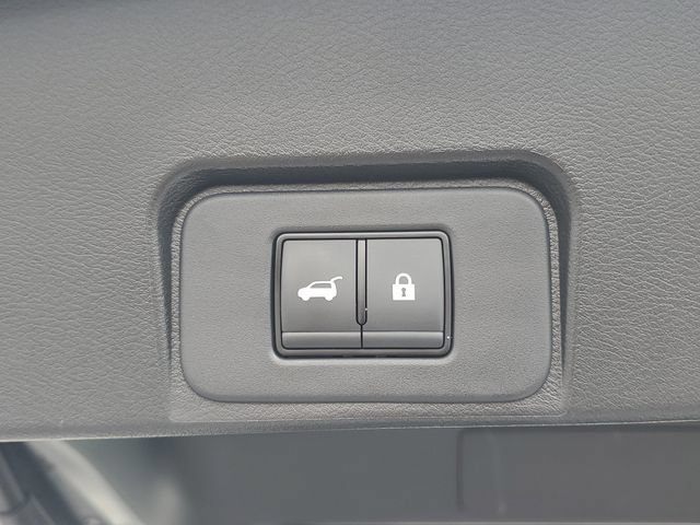 Used 2024 Nissan Rogue SL FWD image 9