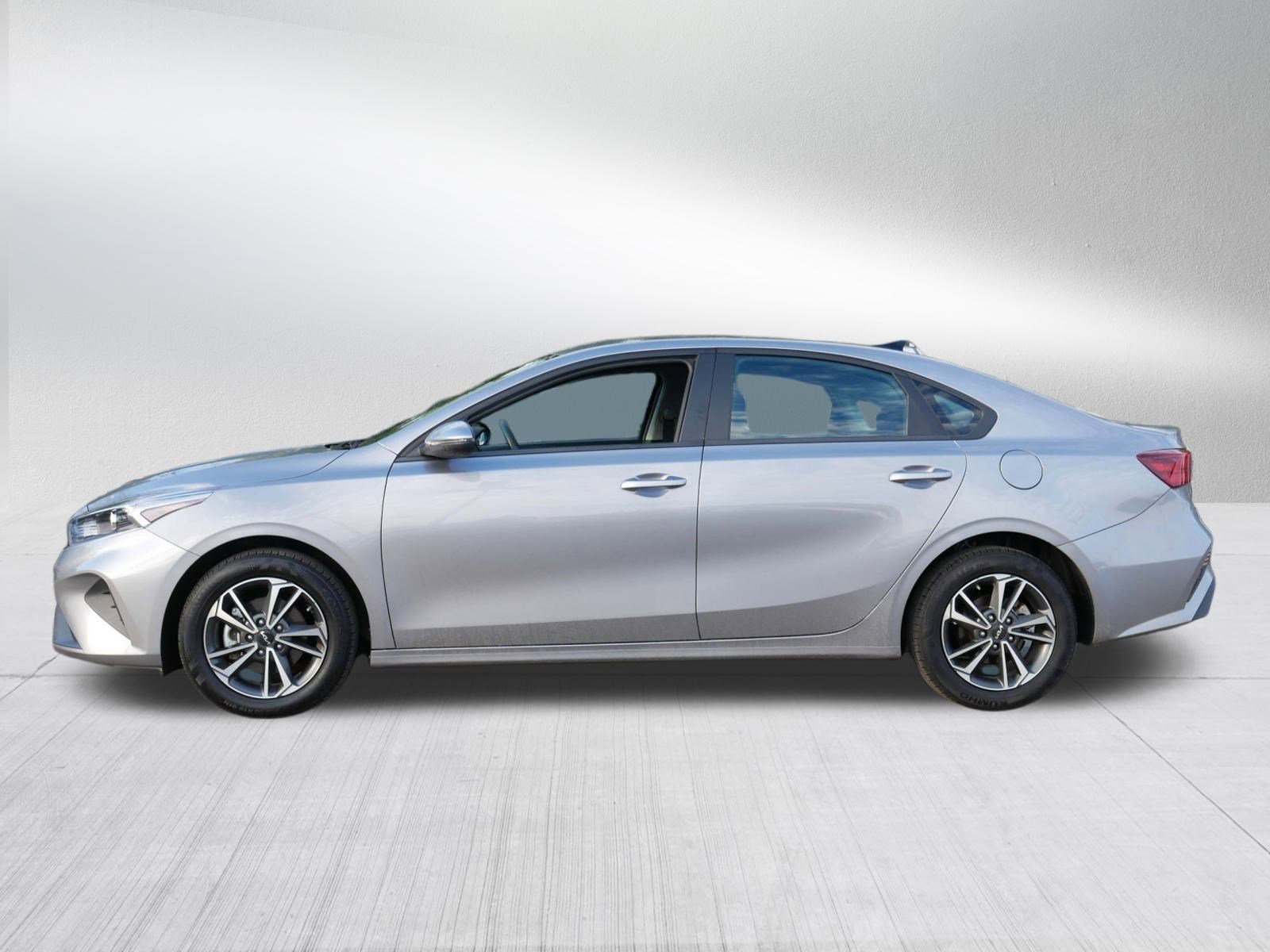 Certified 2024 Kia Forte LXS w/ LXS Technology Package image 4