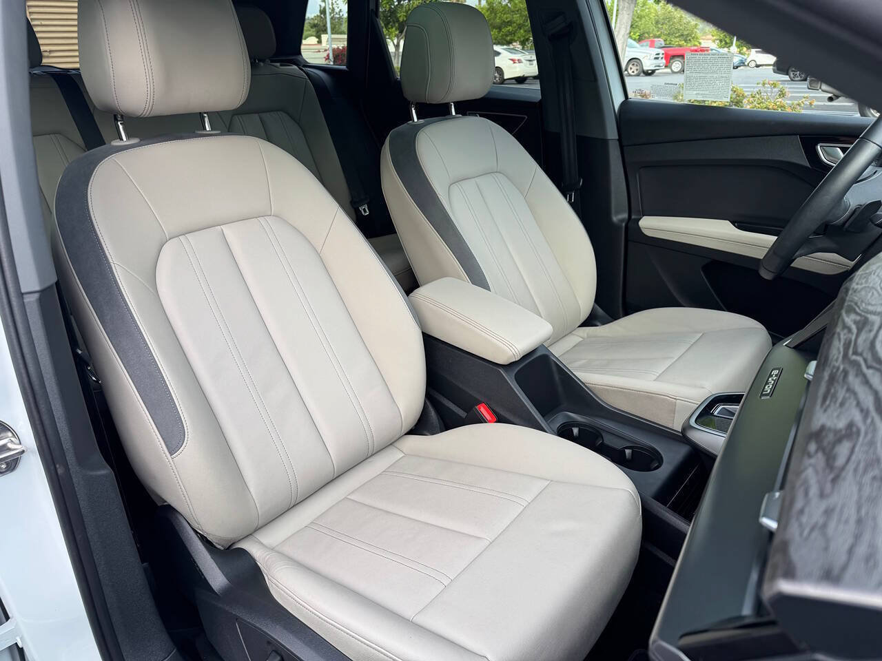 Used 2024 Audi Q4 e-tron Premium Plus w/ Premium Plus AWD/4WD image 14