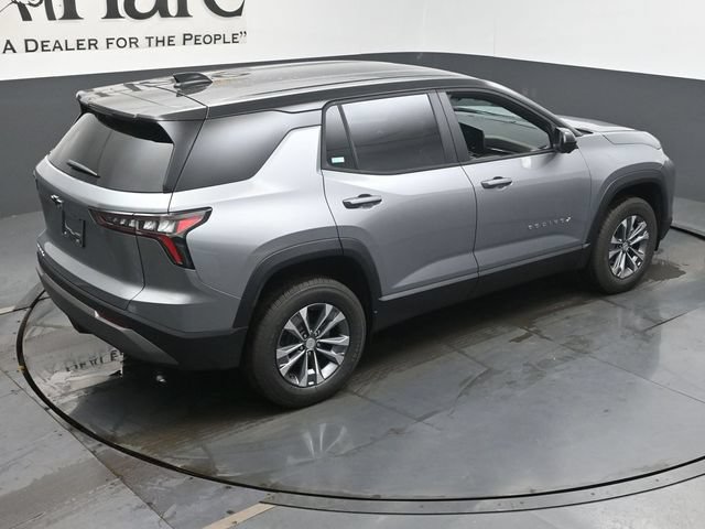 New 2026 Chevrolet Equinox LT w/ Convenience Package II FWD image 18