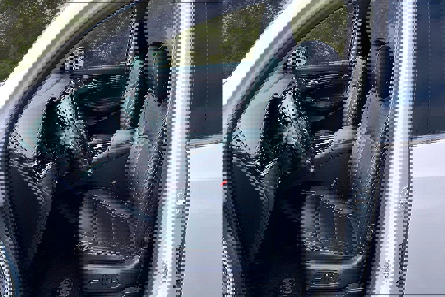 Used 2021 Buick Enclave Avenir w/ Avenir Technology Package image 22