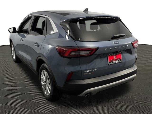 Used 2024 Ford Escape Active image 5