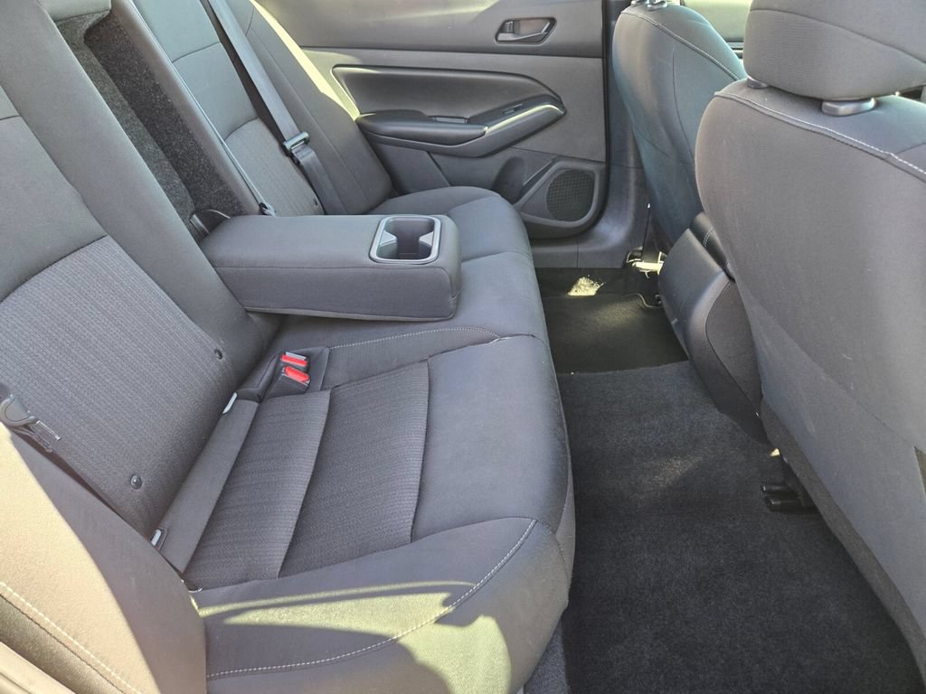 Certified 2024 Nissan Altima 2.5 S FWD image 17