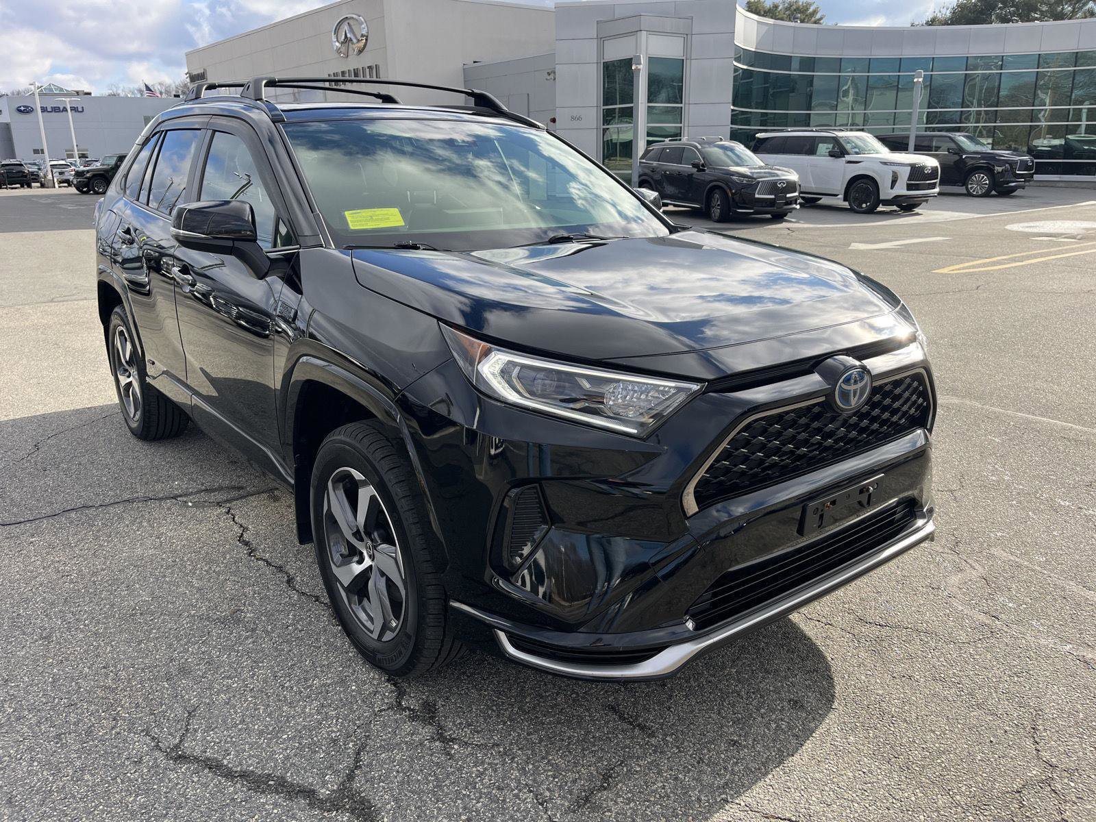 Used 2021 Toyota RAV4 SE w/ Weather & Moonroof Package image 2