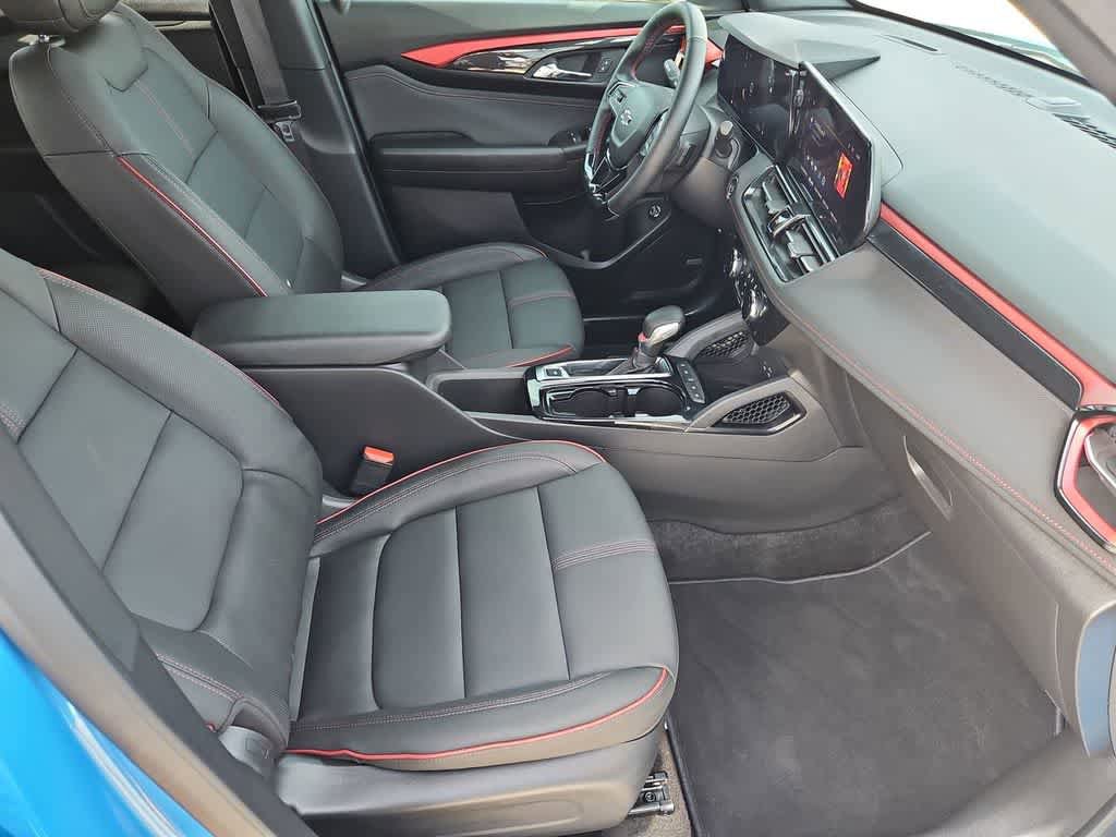 Used 2025 Chevrolet TrailBlazer RS w/ Convenience Package FWD image 22