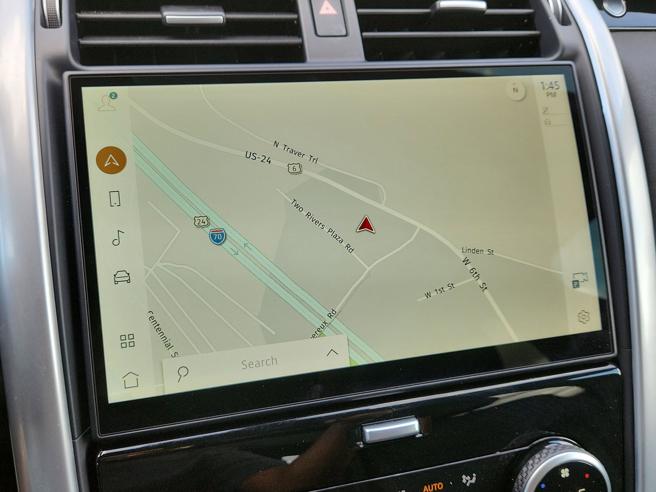 Certified 2025 Land Rover Discovery S image 27