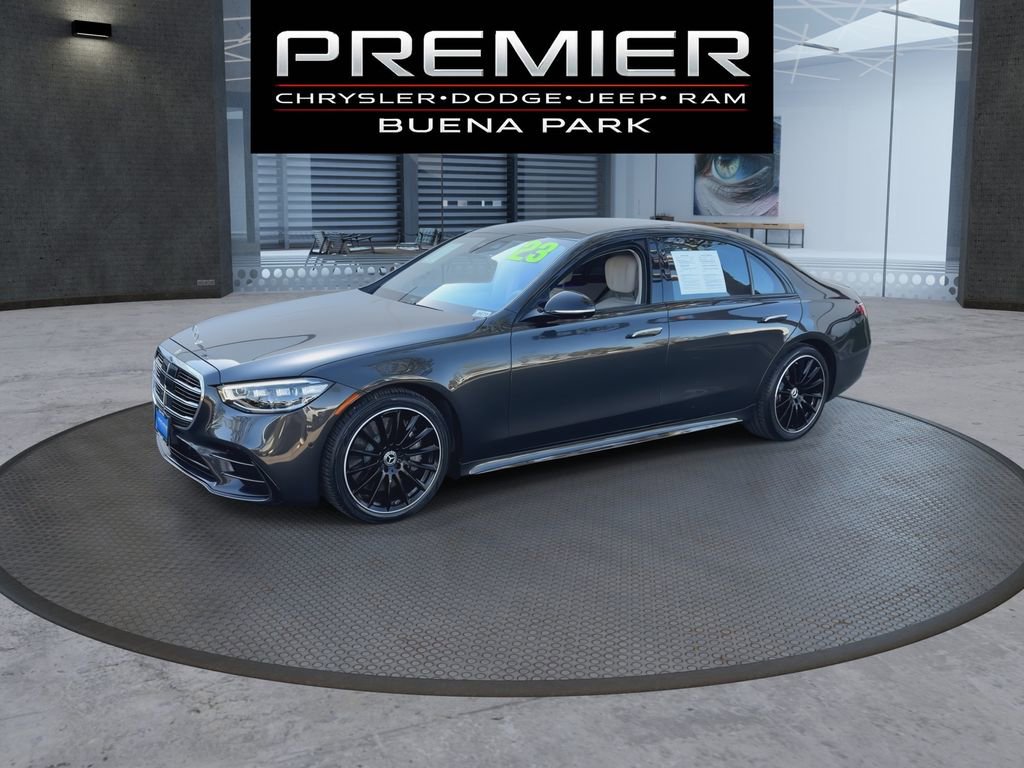 Used 2023 Mercedes-Benz S 500 4MATIC image 4