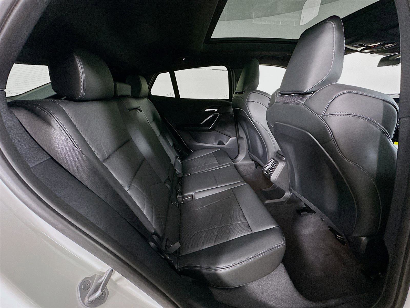 New 2026 BMW X2 xDrive28i w/ Technology Package image 28