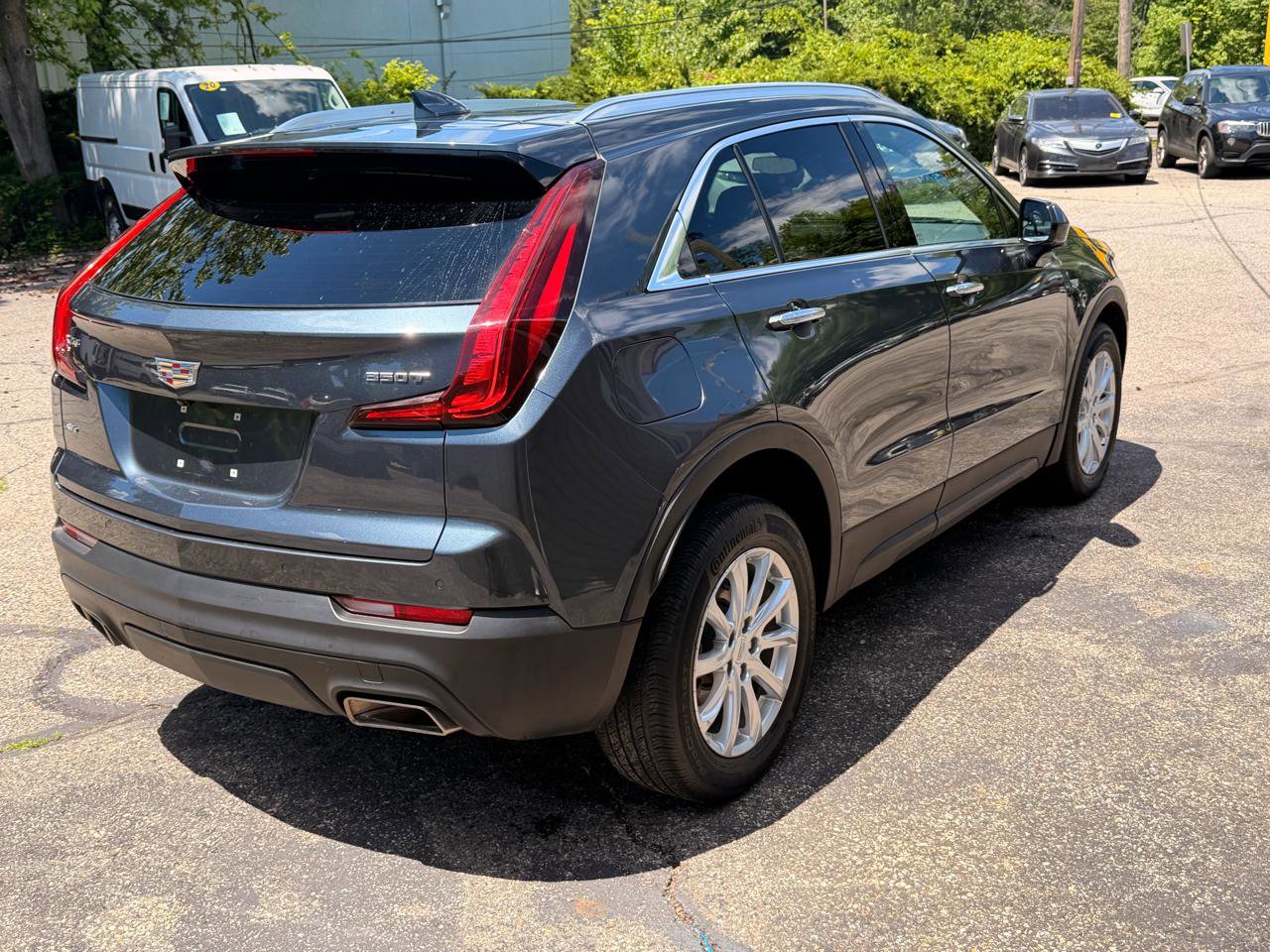 Used 2021 Cadillac XT4 Luxury w/ Cold Weather Package AWD/4WD image 9