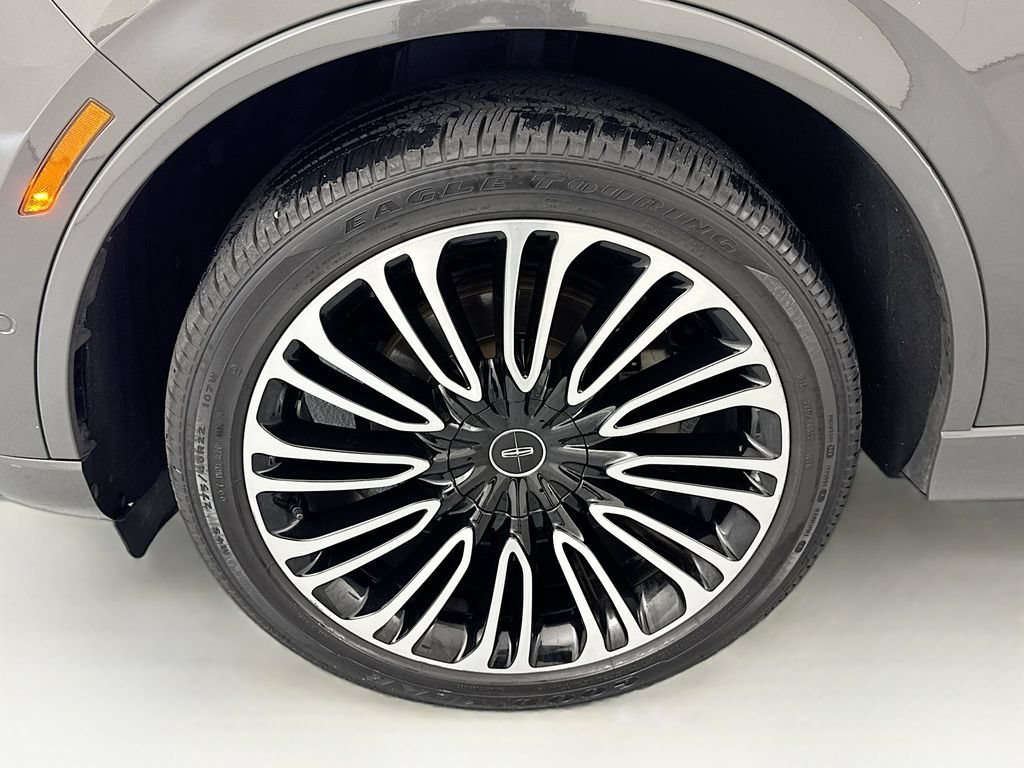 Used 2022 Lincoln Aviator Black Label AWD/4WD image 32
