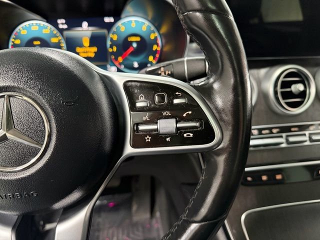 Used 2021 Mercedes-Benz GLC 300 4MATIC image 16