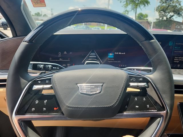 Certified 2025 Cadillac Escalade IQ Luxury 2 AWD/4WD image 18