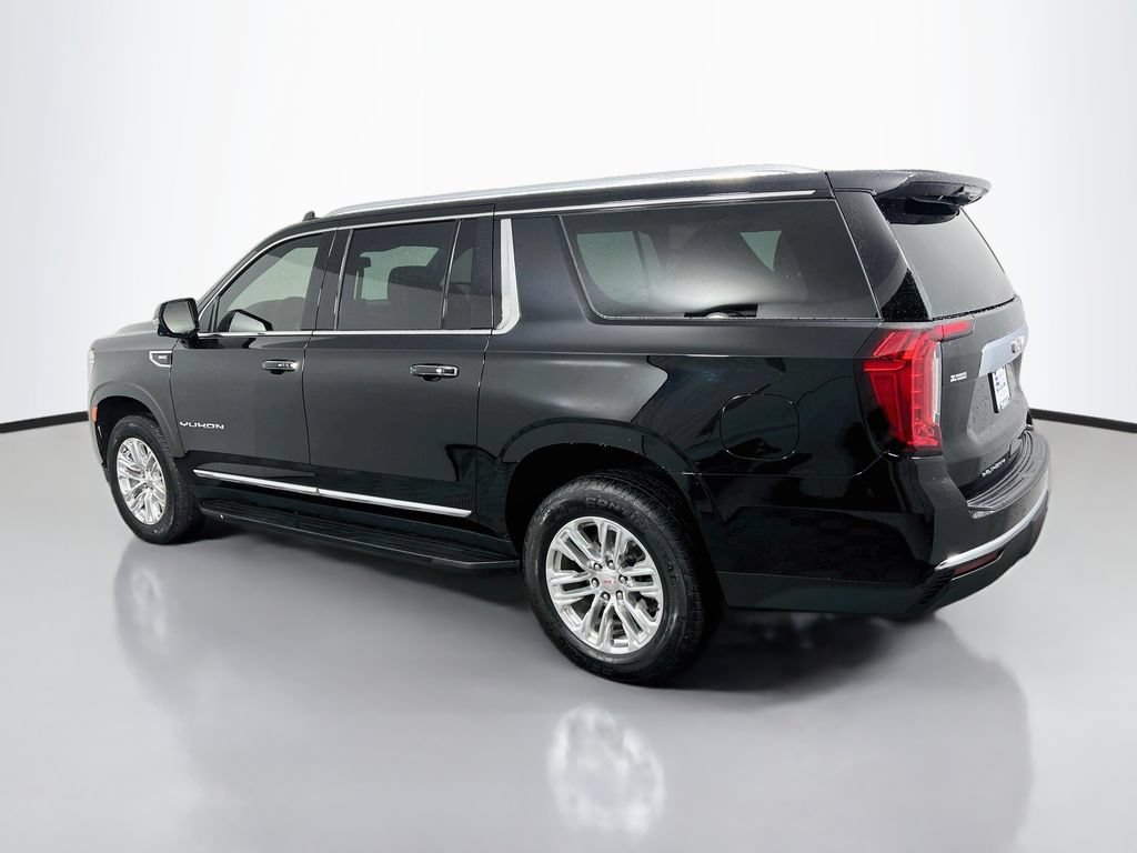 Certified 2023 GMC Yukon XL SLT w/ SLT Luxury Package AWD/4WD image 5