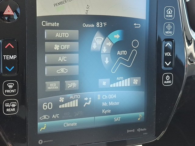 Used 2018 Toyota Prius Four FWD image 15