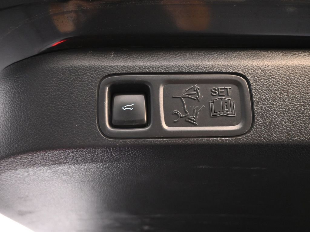 Used 2023 Ford Expedition Max Limited image 41