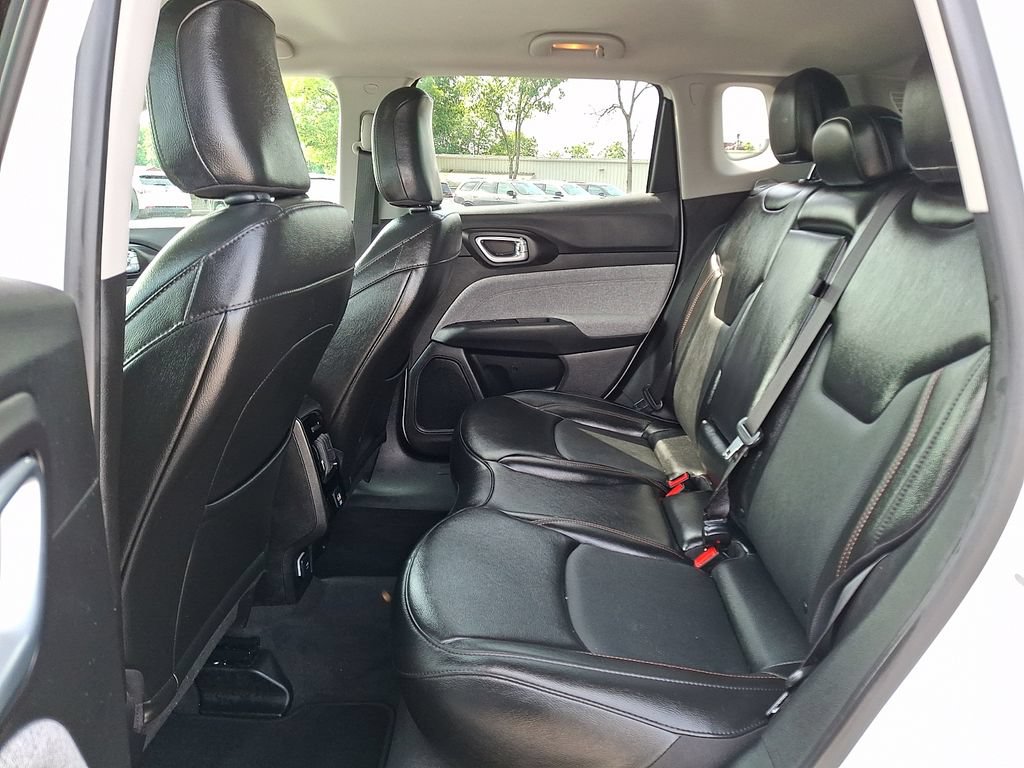 Used 2022 Jeep Compass Latitude AWD/4WD image 13