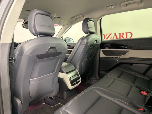 Used 2025 Lincoln Nautilus Premier image 14