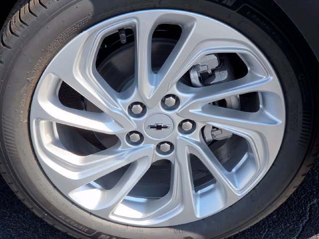 New 2027 Chevrolet Bolt LT w/ Comfort Package FWD image 8