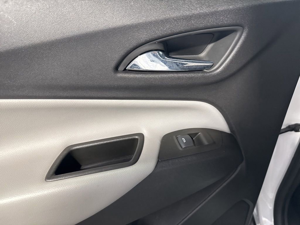 Used 2024 Chevrolet Equinox LT image 28