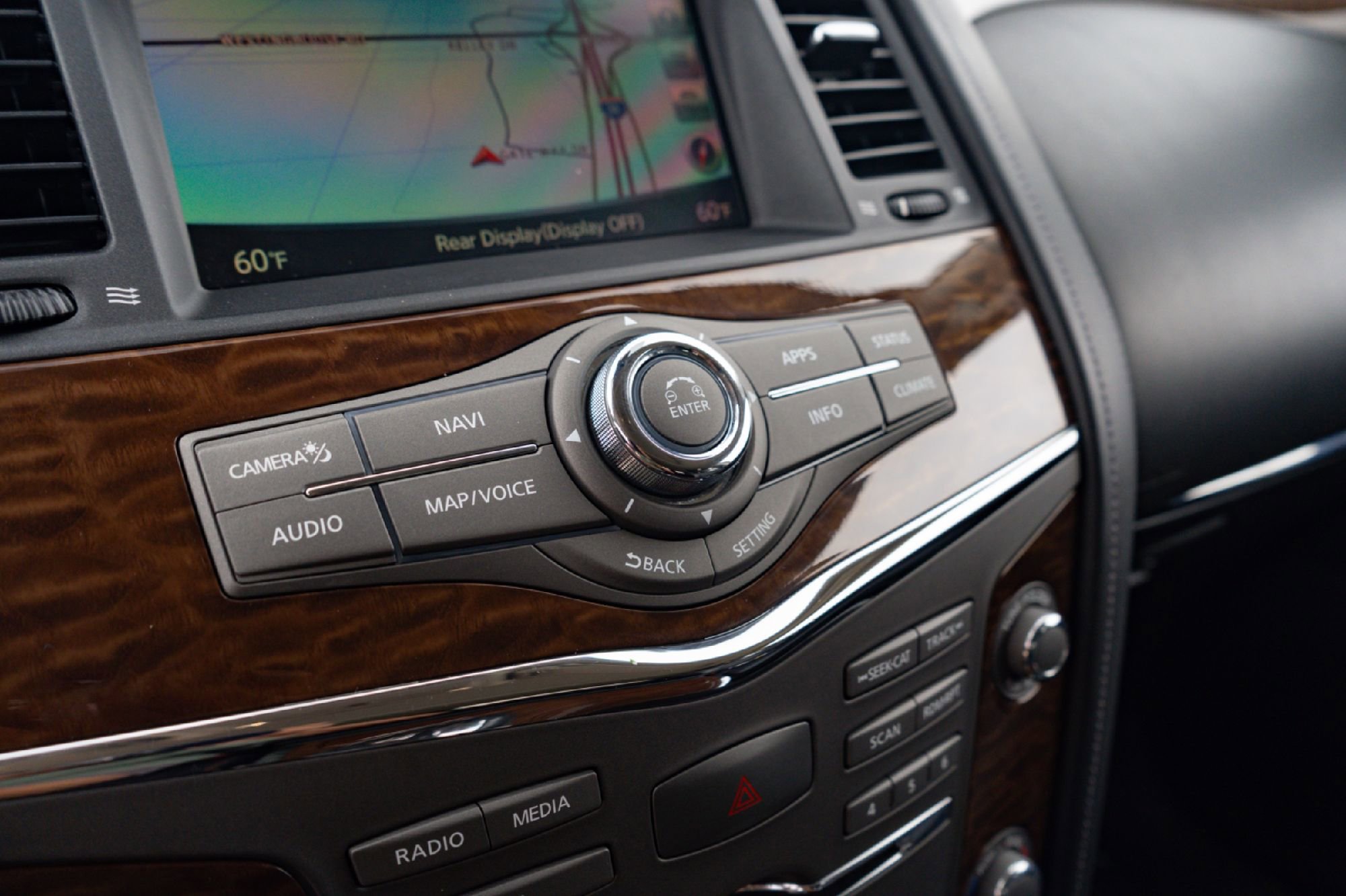 Used 2019 Nissan Armada Platinum AWD/4WD image 16