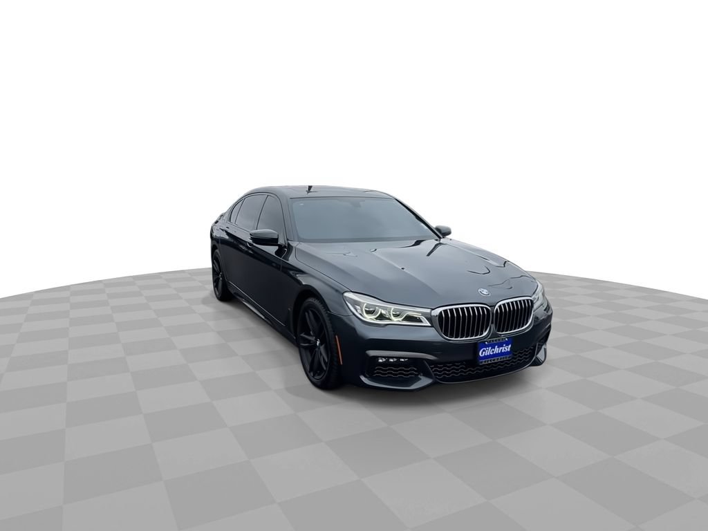 Used 2016 BMW 750i xDrive AWD/4WD image 2